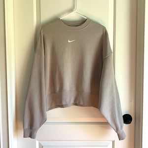 Nike Oversized Fleece Crew Neck Sweatshirt